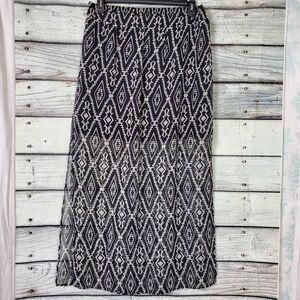 Maurices Women’s Maxi Skirt L Black White Aztec Print Sheer Overlay